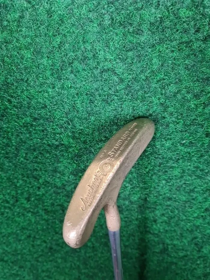 ACUSHNET Bulls Eye M5C Putter – Herren (Stahl, 34,75 Zoll, Rechts)