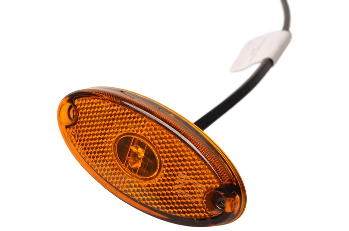 Aspöck Flatpoint 2 – orange/gelbe Begrenzungsleuchte – Steckeranschluss – LED