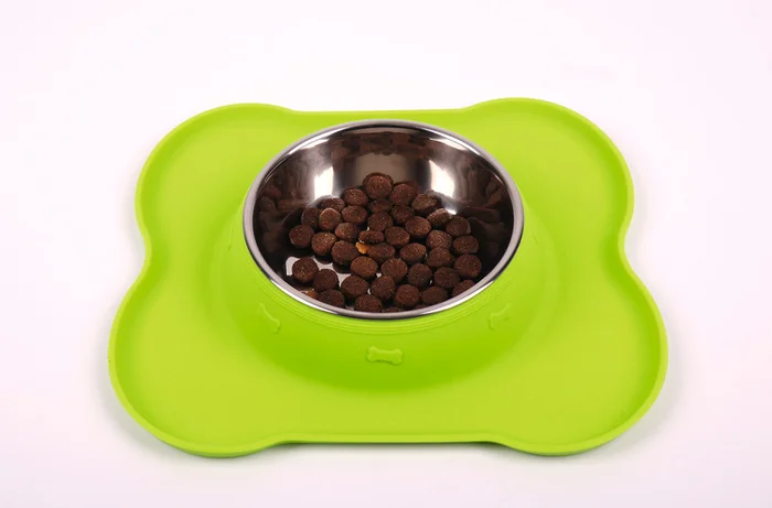 Edelstahl-Hundenapf Frida mit Silikonunterlage