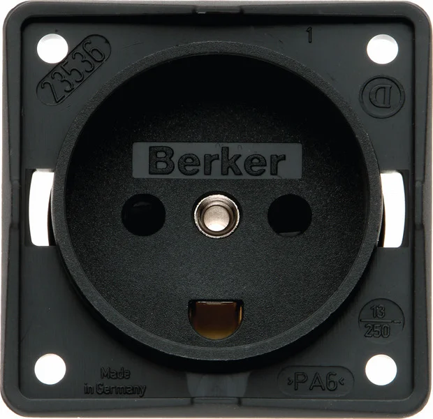 Einbausteckdose 230V anthrazit matt mit erh. Berührungsschutz Dänemark