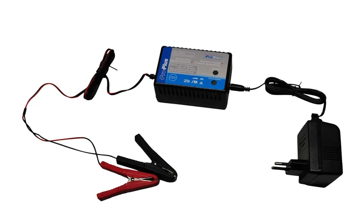 Erhaltungsladegerät / Batterie-Trainer / Ladegerät 12V