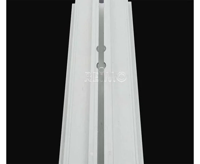 Gleitsch.Trafic3000 außen