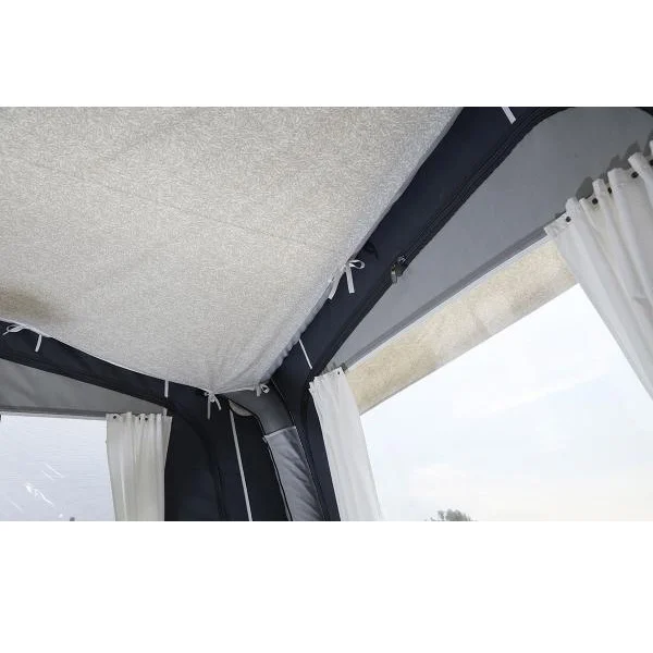 Isabella Innenhimmel zu Luftzelt Cirrus 400