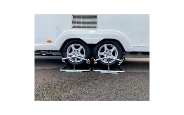 Milenco Aluminium Wagenheber 81 x 24,5 x 20 cm