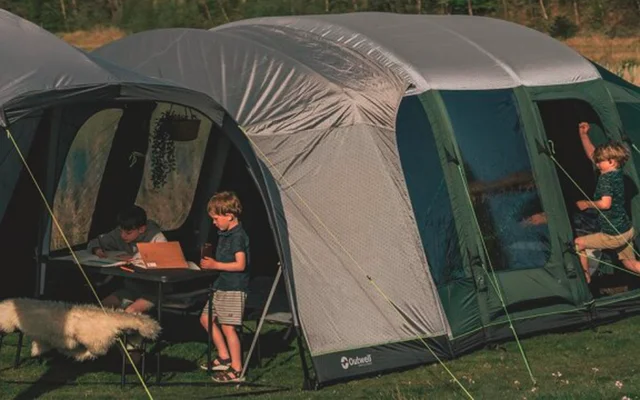 Outwell Universal Connector Zeltverbinder