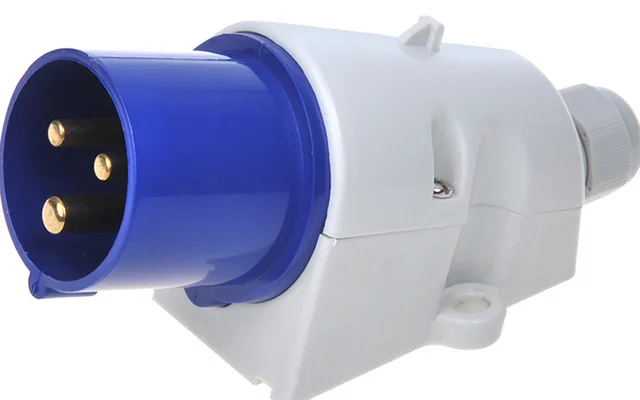 PAT CEE Einspeisestecker Aufbau