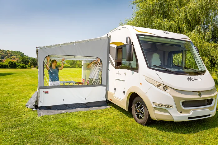 Side W Pro F35 Van – Seitenteil mit Fenster