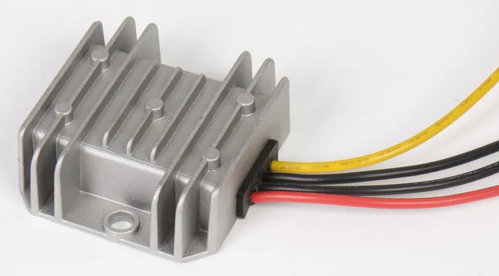 Spannungswandler 8-40 V