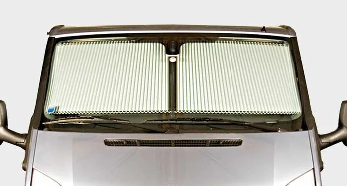 Sprinter / Crafter Frontscheibenrollo III 2006 – 2018 – Abgewinkelter Spiegelfuß