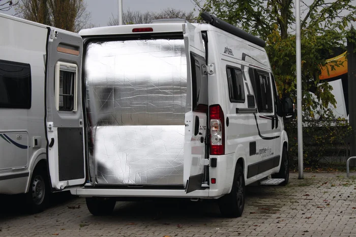 Thermovorhang für Fiat Ducato und Baugleiche ab 2007 – Hohe einteilige Hecktür Isolierung