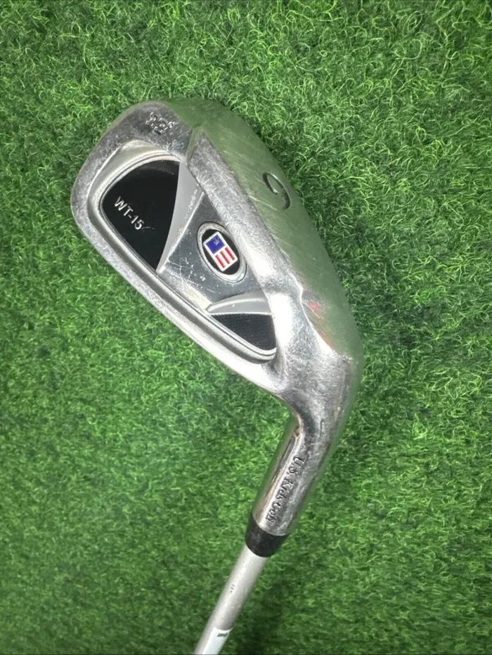 USKG WT-15 6-Eisen – Kinder (Graphit, 33,5 Zoll, Rechts, 33°, Junior Flex)