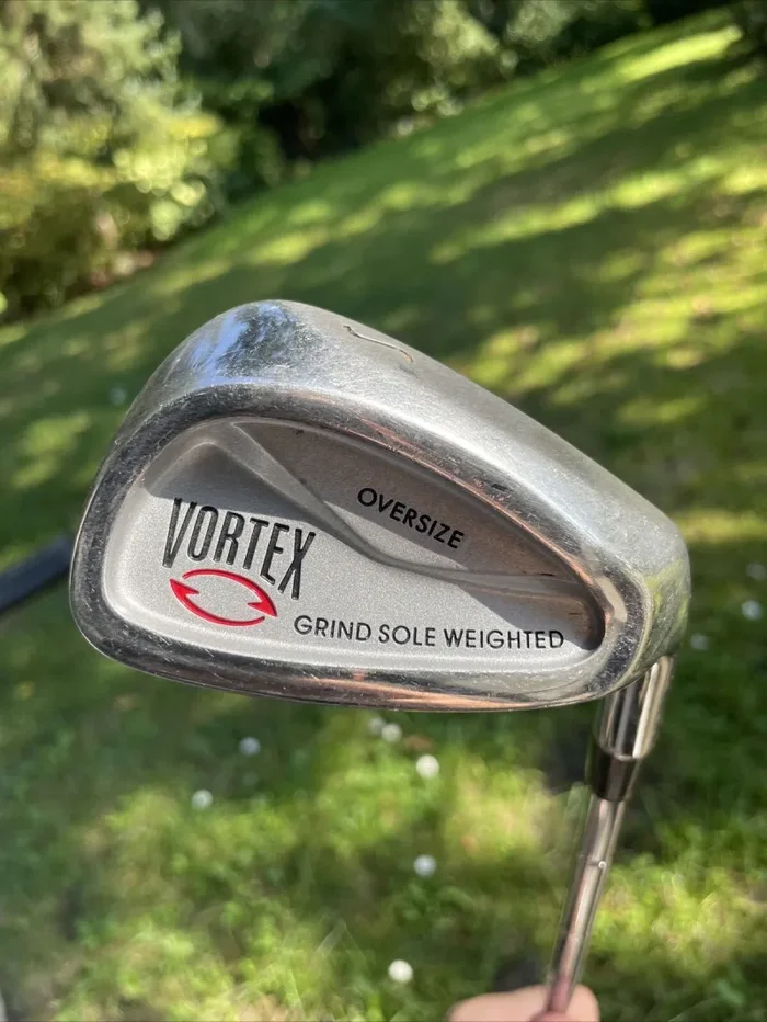 VORTEX Oversize Sand Wedge – Herren (Stahl, 35,5 Zoll, Rechtshändig)