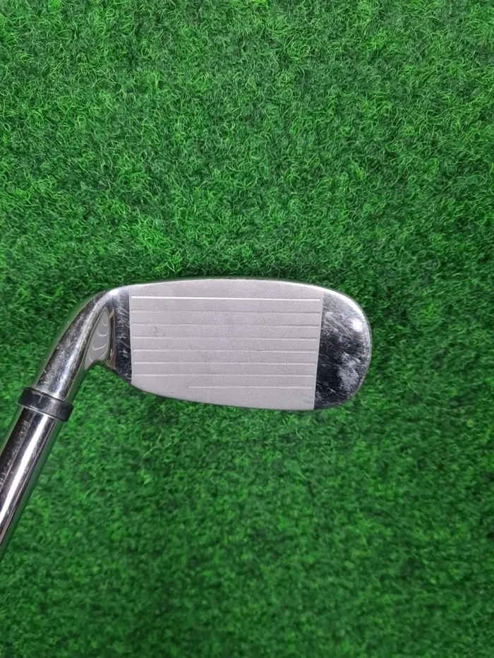 WILSON Deep Red Chipper – Herren (Stahl, 35 Zoll, Rechts, 37°, Regular) – Bild 3