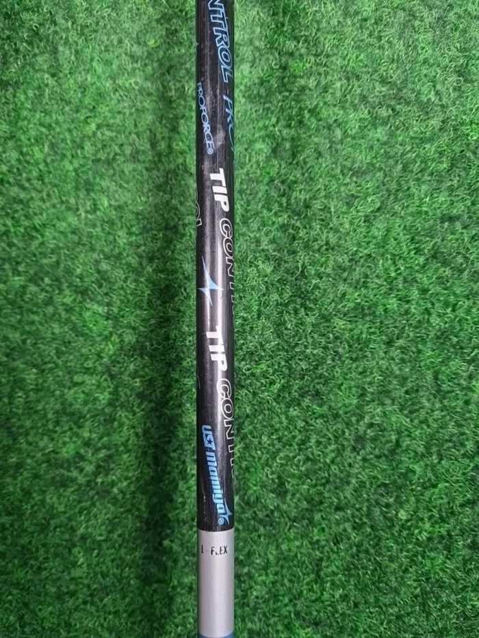 WILSON Di11 7-Eisen – Damen (Graphit, 36,5 Zoll, Rechts, Ladies Flex) Wirklich für den Großhandel – Bild 3