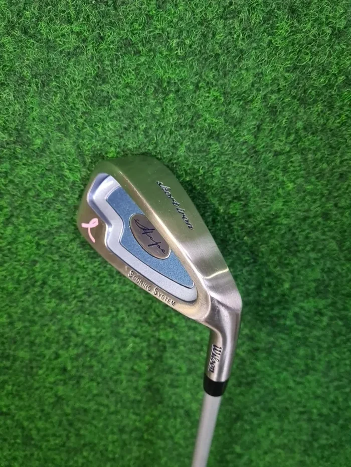 WILSON Hope Short Iron – Damen (Graphit, 36 Zoll, Rechts, Ladies Flex)