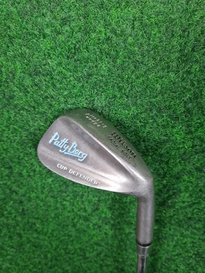 WILSON Patty Berg Pitching Wedge – Damen (Stahl, 34,5 Zoll, Rechts, Ladies Flex)