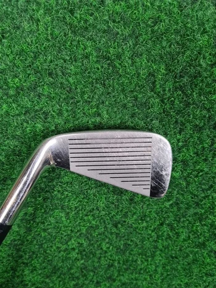 WILSON Pro Golf Hale Irwin 4-Eisen – Herren (Stahl, 38 Zoll, Rechts, Regular) – Bild 2