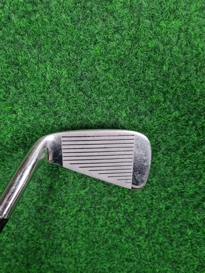 WILSON Pro Golf Hale Irwin 6-Eisen – Herren (Stahl, 37 Zoll, Rechts, Regular) – Bild 2