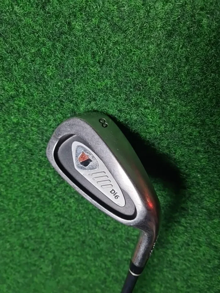 WILSON Staff Di6 8-Eisen – Herren (Graphit, 37 Zoll, Rechts, Regular)