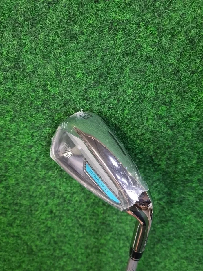 WILSON Staff DynaPWR 8-Eisen – Damen (Graphit, 36 Zoll, Rechts, Ladies Flex)