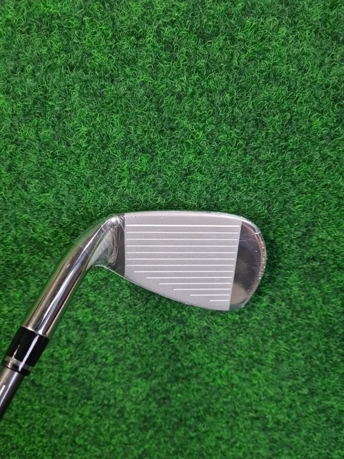 WILSON Staff Launch Pad 2 Gap Wedge – Herren (Graphit, 35,75 Zoll, Rechts,5.5 R) – Bild 2