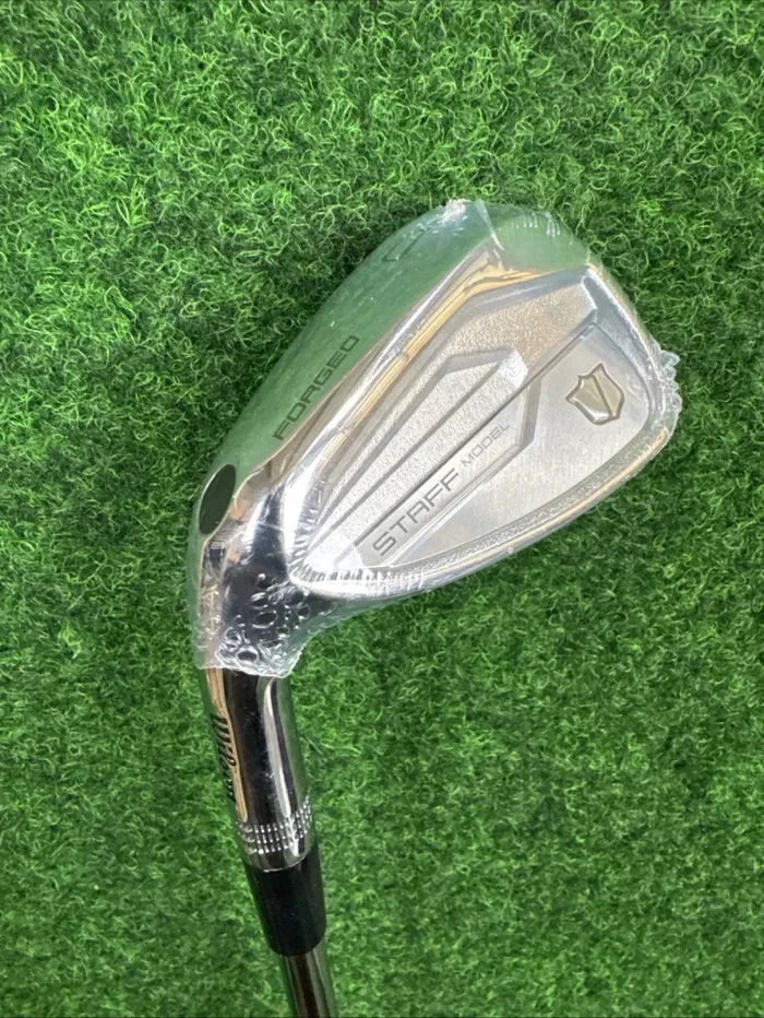 WILSON STAFF Model Pitching Wedge – Herren (Stahl, 35,5 Zoll, Links, Regular)