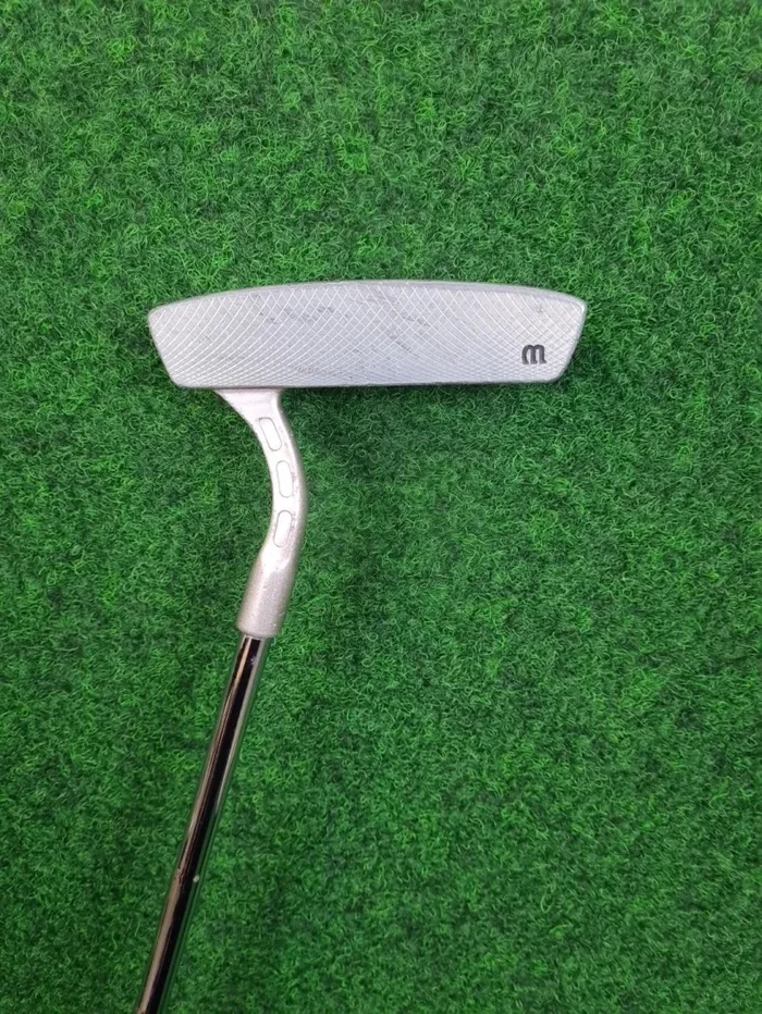 WILSON Ultra Putter – Herren (Stahl, 34,75 Zoll, Rechts) Im Angebot Bestseller – Bild 2