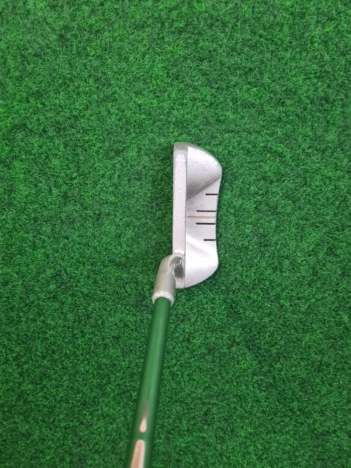 WILSON Ultra Putter – Herren (Stahl, 34,75 Zoll, Rechts) Im Angebot Bestseller – Bild 3